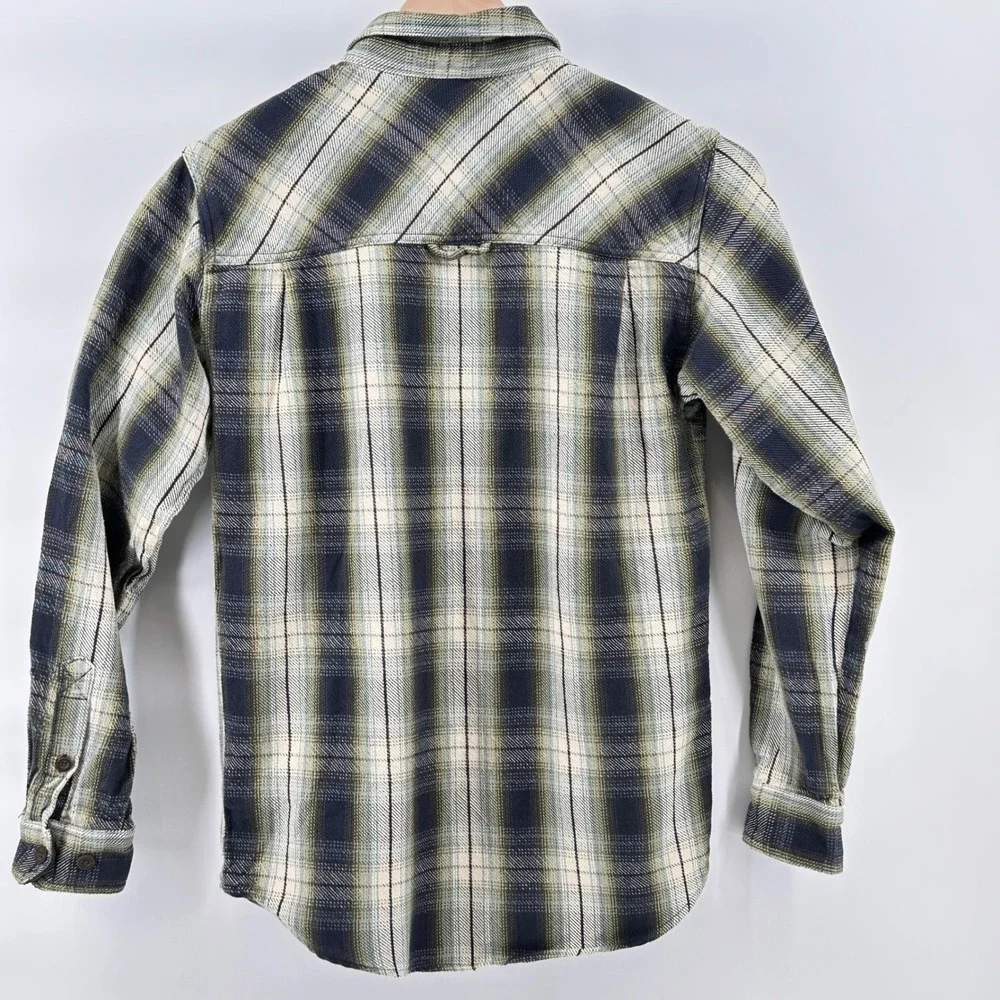 Legendary Hunting Outfitters Mens Small Plaid‎ Flannel Shirt Long Sleeve Cotton